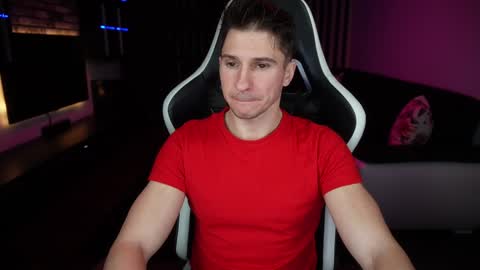 Snapshot of dorianreyes chatting on 12/25/24, 11:20 Dorian Reyes online show from 12/25/24, 11:20