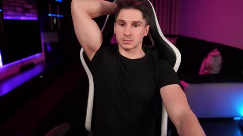 Snapshot of dorianreyes chatting on 01/18/25, 02:47 Dorian Reyes online show from 01/18/25, 02:47