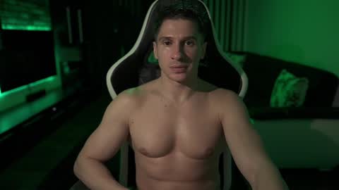 Snapshot of dorianreyes chatting on 02/02/25, 02:59 Dorian Reyes online show from 02/02/25, 02:59