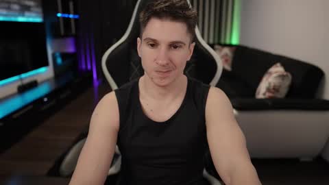 Snapshot of dorianreyes chatting on 02/19/25, 10:20 Dorian Reyes online show from 02/19/25, 10:20