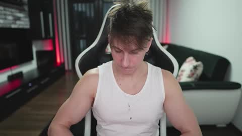 Dorian Reyes online show from 10/26/25, 09:42