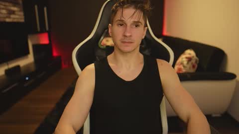 Dorian Reyes online show from 03/20/26, 01:10