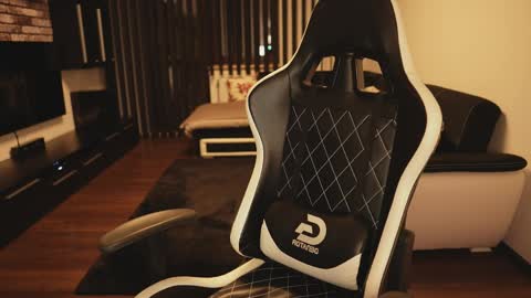 Dorian Reyes online show from 04/07/26, 08:20