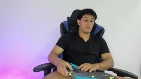 dorman_boy online show from 12/16/25, 03:11