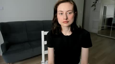 Snapshot of dormineaa chatting on 05/19/26, 05:25 dormineaa online show from 05/19/26, 05:25