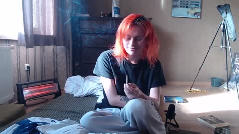 Snapshot of dosbox98 chatting on 01/18/25, 10:49 stupid ass online show from 01/18/25, 10:49