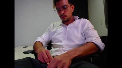 will online show from 11/15/25, 04:43