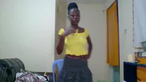 Snapshot of dottletop chatting on 02/05/25, 04:47 dottletop online show from 02/05/25, 04:47