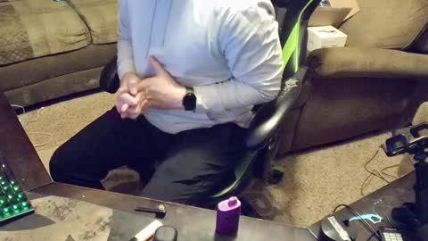 Snapshot of dotyoureyezez chatting on 12/12/24, 01:53 DotYourEyezez online show from 12/12/24, 01:53