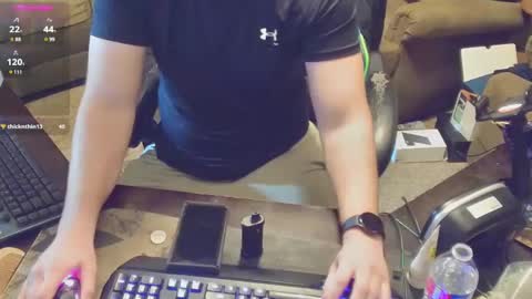 Snapshot of dotyoureyezez chatting on 01/19/25, 12:17 DotYourEyezez online show from 01/19/25, 12:17