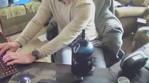 Snapshot of dotyoureyezez chatting on 03/06/25, 02:40 DotYourEyezez online show from 03/06/25, 02:40