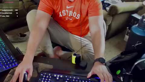 Snapshot of dotyoureyezez chatting on 03/12/25, 02:45 DotYourEyezez online show from 03/12/25, 02:45