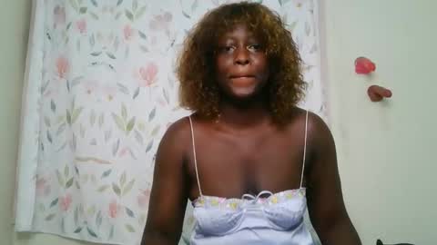 Snapshot of double_spicey chatting on 02/21/26, 01:12 double_spicey online show from 02/21/26, 01:12