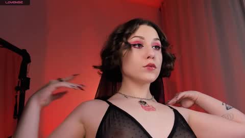 Snapshot of doublee_trouble chatting on 02/13/25, 08:55 Eva ana Liza online show from 02/13/25, 08:55