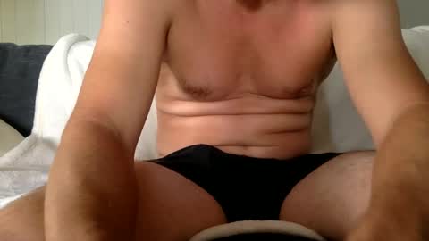 dougiemac2020 online show from 02/25/25, 01:20