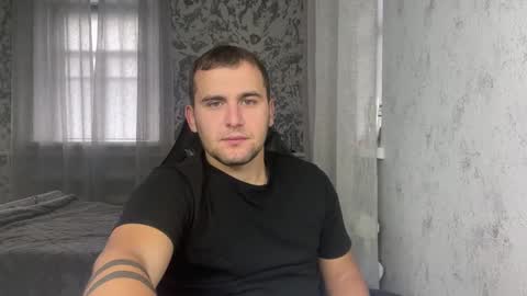 Snapshot of douglas_666 chatting on 09/24/25, 10:29 douglas_666 online show from 09/24/25, 10:29