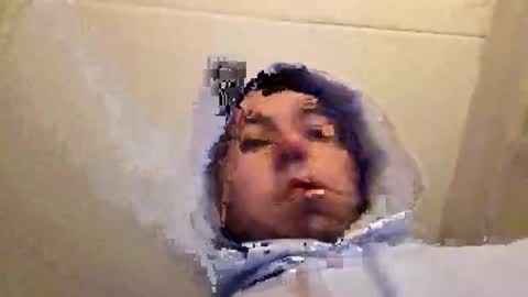 Snapshot of down2fuckyobitch chatting on 03/28/26, 03:39 down2fuckyobitch online show from 03/28/26, 03:39