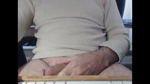 down69_4_u online show from 01/14/26, 08:25