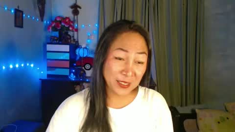 doyouwantme143 online show from 04/22/26, 11:12