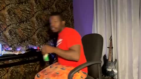 MrPirated online show from 01/05/25, 03:43