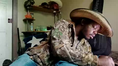 MrPirated online show from 04/22/26, 10:11