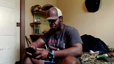 MrPirated online show from 04/29/26, 06:03