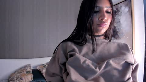 Snapshot of dracaryss_ chatting on 01/14/25, 01:28 Lissa Or DRACARYSS your dragon Queen online show from 01/14/25, 01:28