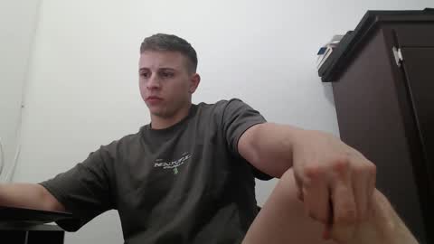 draco_boy2000 online show from 09/18/25, 09:17