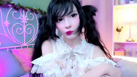 Snapshot of draculaura_ chatting on 12/19/24, 08:55 Draculaura online show from 12/19/24, 08:55