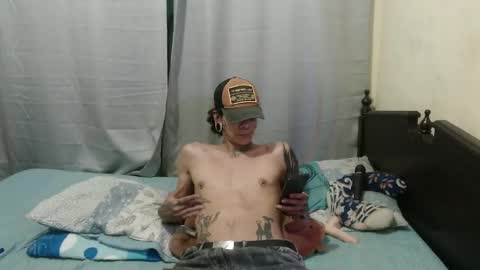 Snapshot of dragon666uwur chatting on 01/17/25, 02:39 Dragon online show from 01/17/25, 02:39