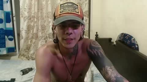 Snapshot of dragon666uwur chatting on 01/28/25, 02:53 Dragon online show from 01/28/25, 02:53