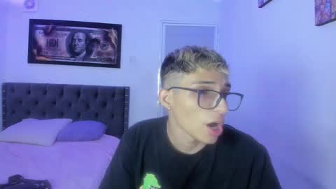 dragon_master2 online show from 03/05/25, 08:42