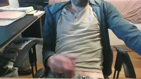 Snapshot of dragonflyy83 chatting on 02/05/26, 12:43 dragonflyy83 online show from 02/05/26, 12:43