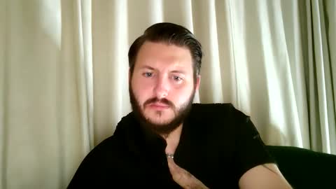 Snapshot of dragonite2626 chatting on 11/13/25, 01:48 Dragonite online show from 11/13/25, 01:48