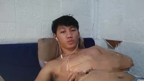 Snapshot of drain_me29 chatting on 10/14/25, 03:29 drain_me29 online show from 10/14/25, 03:29