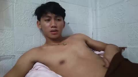 Snapshot of drain_me29 chatting on 12/05/25, 02:20 drain_me29 online show from 12/05/25, 02:20