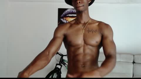 Snapshot of drake_brown_23 chatting on 02/08/25, 03:53 Drake 23 online show from 02/08/25, 03:53