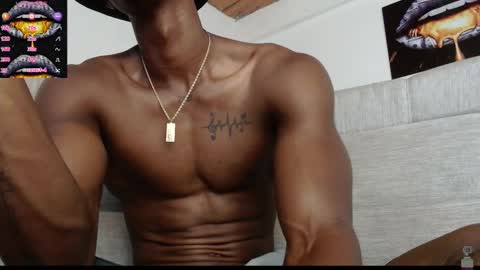 Snapshot of drake_brown_23 chatting on 02/13/25, 05:05 Drake 23 online show from 02/13/25, 05:05