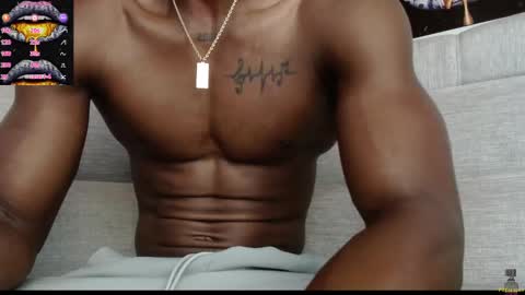 Snapshot of drake_brown_23 chatting on 02/13/25, 06:27 Drake 23 online show from 02/13/25, 06:27