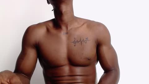 Snapshot of drake_brown_23 chatting on 09/29/25, 12:49 Drake 23 online show from 09/29/25, 12:49