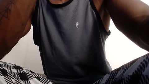 Snapshot of drake_brown_23 chatting on 11/01/25, 02:30 Drake 23 online show from 11/01/25, 02:30