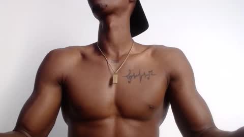 Snapshot of drake_brown_23 chatting on 11/05/25, 09:48 Drake 23 online show from 11/05/25, 09:48