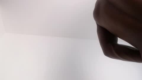 Snapshot of drake_brown_23 chatting on 11/13/25, 06:34 Drake 23 online show from 11/13/25, 06:34