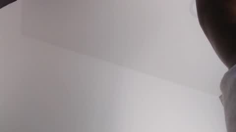 Snapshot of drake_brown_23 chatting on 11/23/25, 04:56 Drake 23 online show from 11/23/25, 04:56