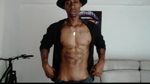 Snapshot of drake_brown_23 chatting on 06/06/26, 06:29 Drake 23 online show from 06/06/26, 06:29