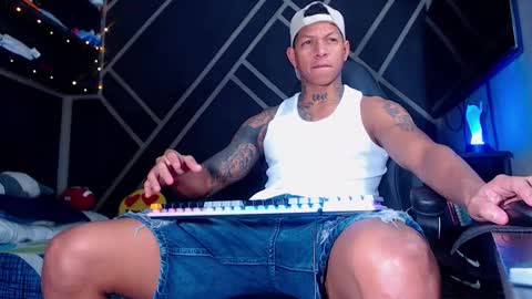 Drake online show from 10/14/25, 03:18