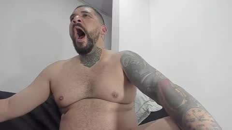 Snapshot of drake_white1 chatting on 12/03/24, 06:26 drake whitee Independent Model online show from 12/03/24, 06:26