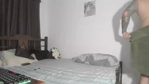 Snapshot of drake_white1 chatting on 02/28/25, 03:59 drake whitee Independent Model online show from 02/28/25, 03:59