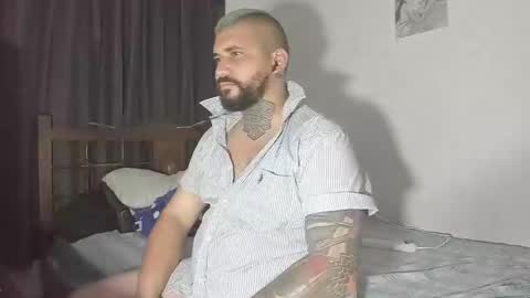 Snapshot of drake_white1 chatting on 03/02/25, 04:17 drake whitee Independent Model online show from 03/02/25, 04:17