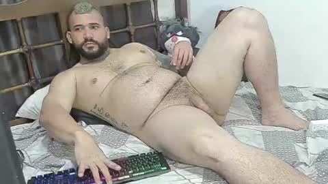 Snapshot of drake_white1 chatting on 03/05/25, 03:51 drake whitee Independent Model online show from 03/05/25, 03:51